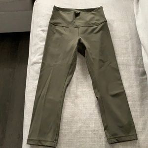 Lululemon wunder under high rise crop 19”
